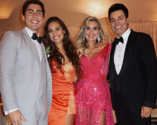 Marilisa Maronesse and Chayanne with their two beautiful children